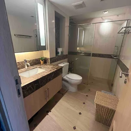 Stunning Unit Situated In Pattaya Apartment Exterior photo